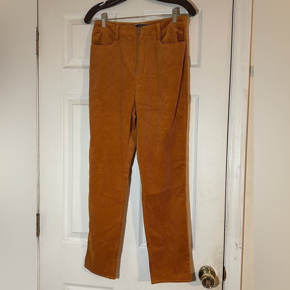 NWT - blue blush corduroy high rise pants.